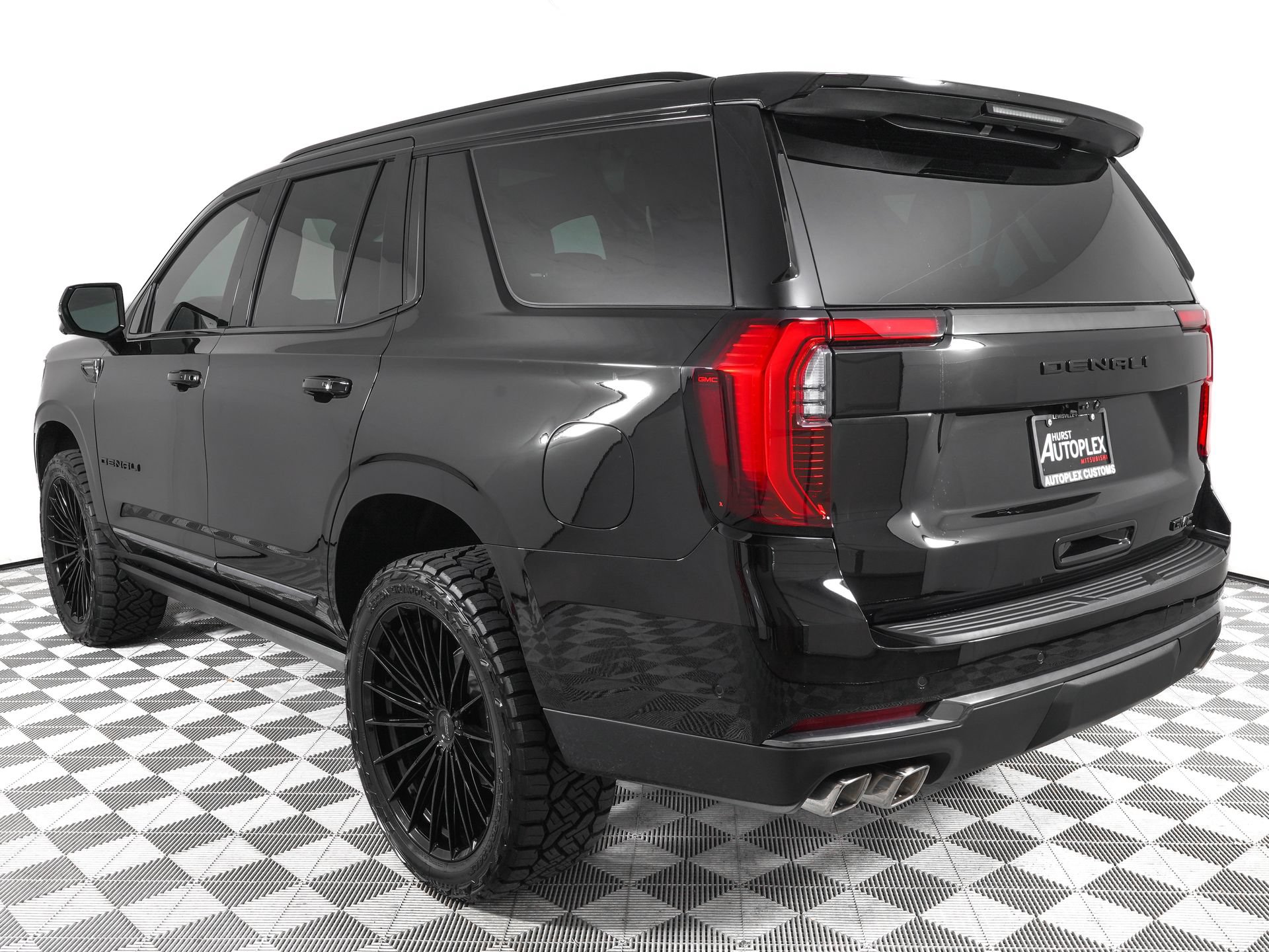 Used 2026 GMC Yukon Denali Ultimate AWD/4WD image 7