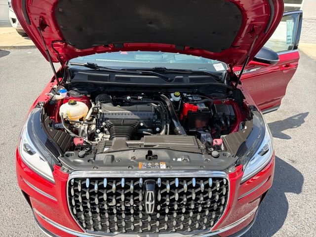 Used 2025 Lincoln Corsair Reserve w/ Equipment Group 202A image 25