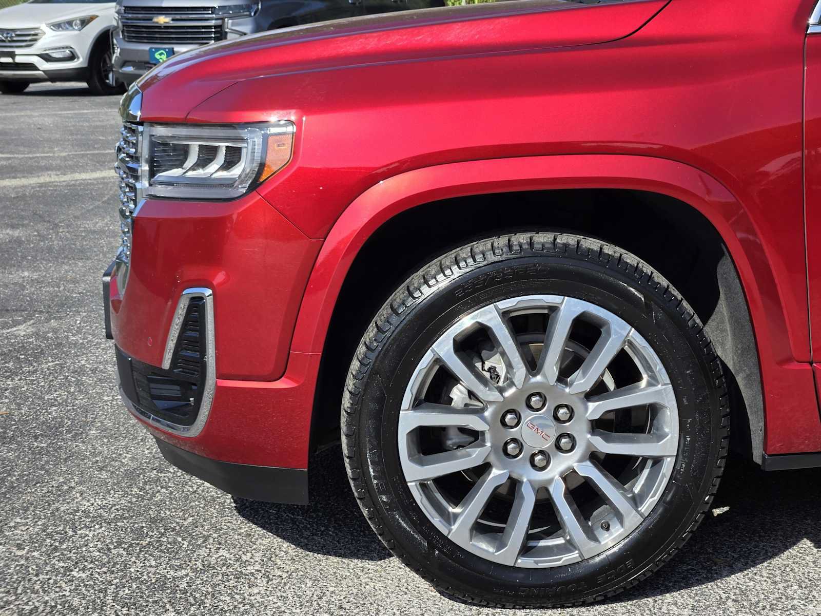 Certified 2023 GMC Acadia Denali w/ Denali Ultimate Package FWD image 8