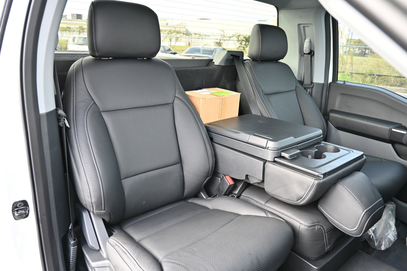 New 2025 Ford F150 XL w/ Equipment Group 103A High image 26