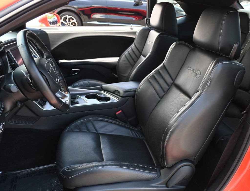 Used 2022 Dodge Challenger SRT Hellcat w/ Plus Package RWD image 17