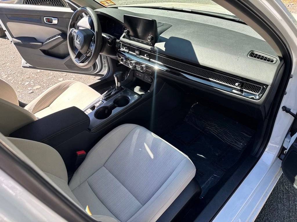 Used 2022 Honda Civic LX image 17