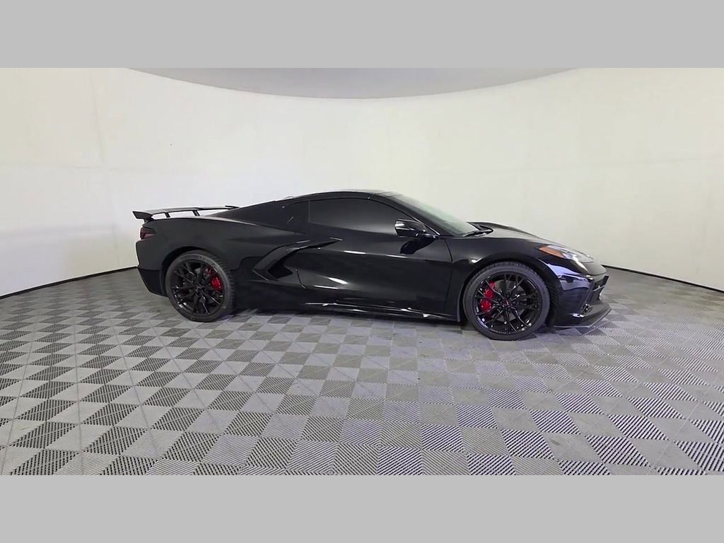 Used 2026 Chevrolet Corvette Stingray Preferred Cpe w/ Z51 Performance Package RWD image 34