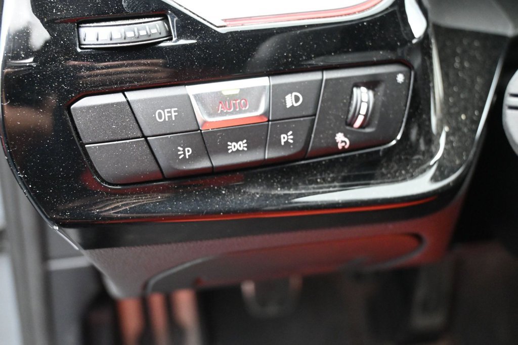 Used 2025 BMW Z4 M40i w/ Edition RWD image 12