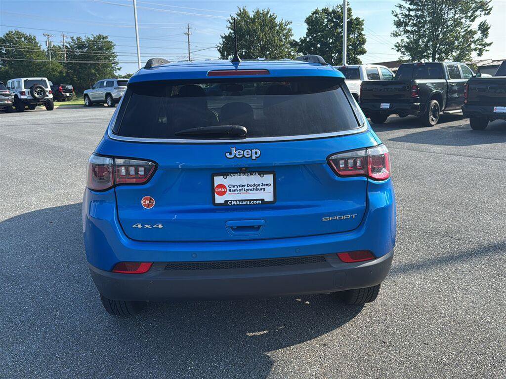 Used 2020 Jeep Compass Sport w/ Safety & Security Group AWD/4WD image 4