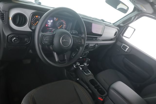 Used 2026 Jeep Wrangler Sport image 17