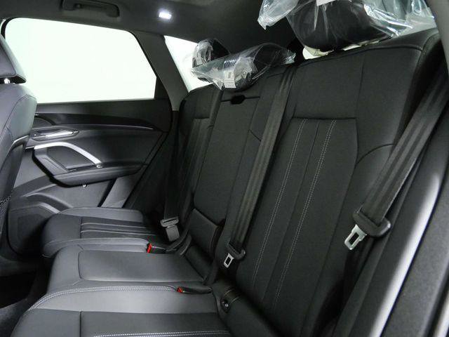 New 2025 Audi Q5 Premium image 15
