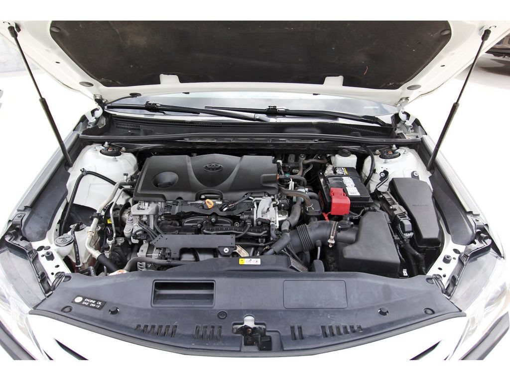 Used 2020 Toyota Camry SE FWD image 31