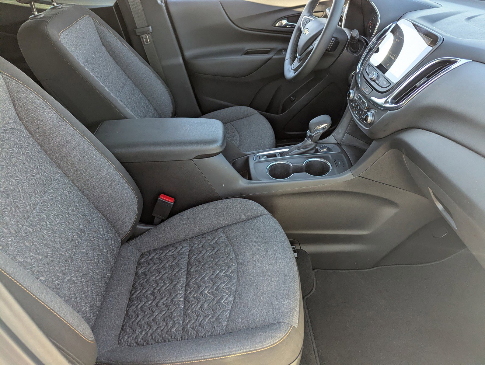 Used 2023 Chevrolet Equinox LT image 13