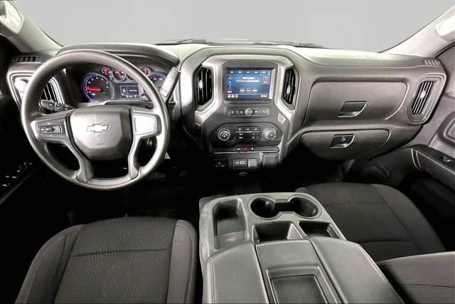 Used 2023 Chevrolet Silverado 2500 Custom w/ Custom Convenience Package AWD/4WD image 8