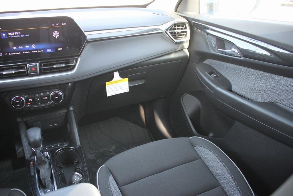 New 2025 Chevrolet TrailBlazer LT w/ Convenience Package image 7