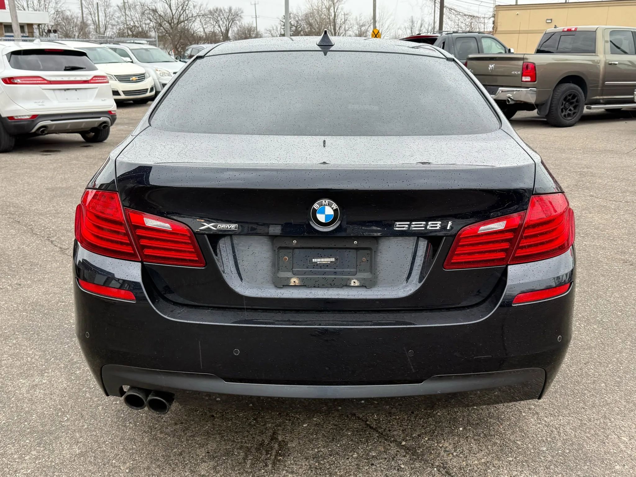 Used 2014 BMW 528i xDrive Sedan AWD/4WD image 6