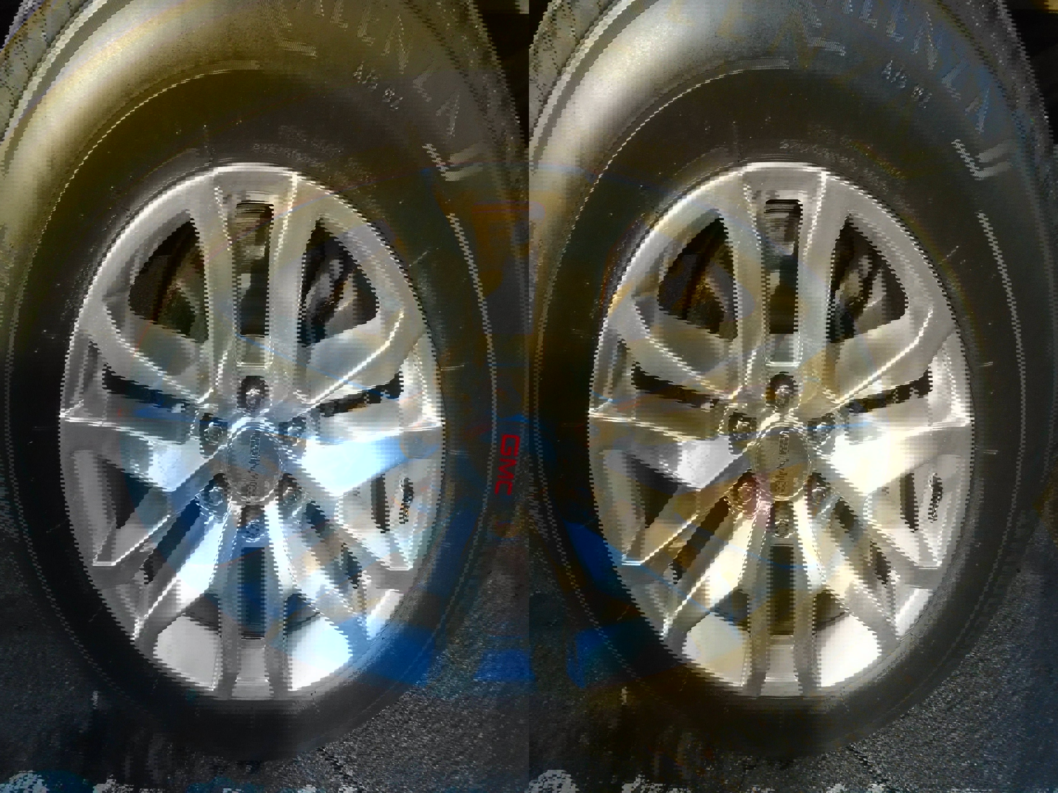 Used 2019 GMC Sierra 1500 SLT w/ SLT Premium Package image 14