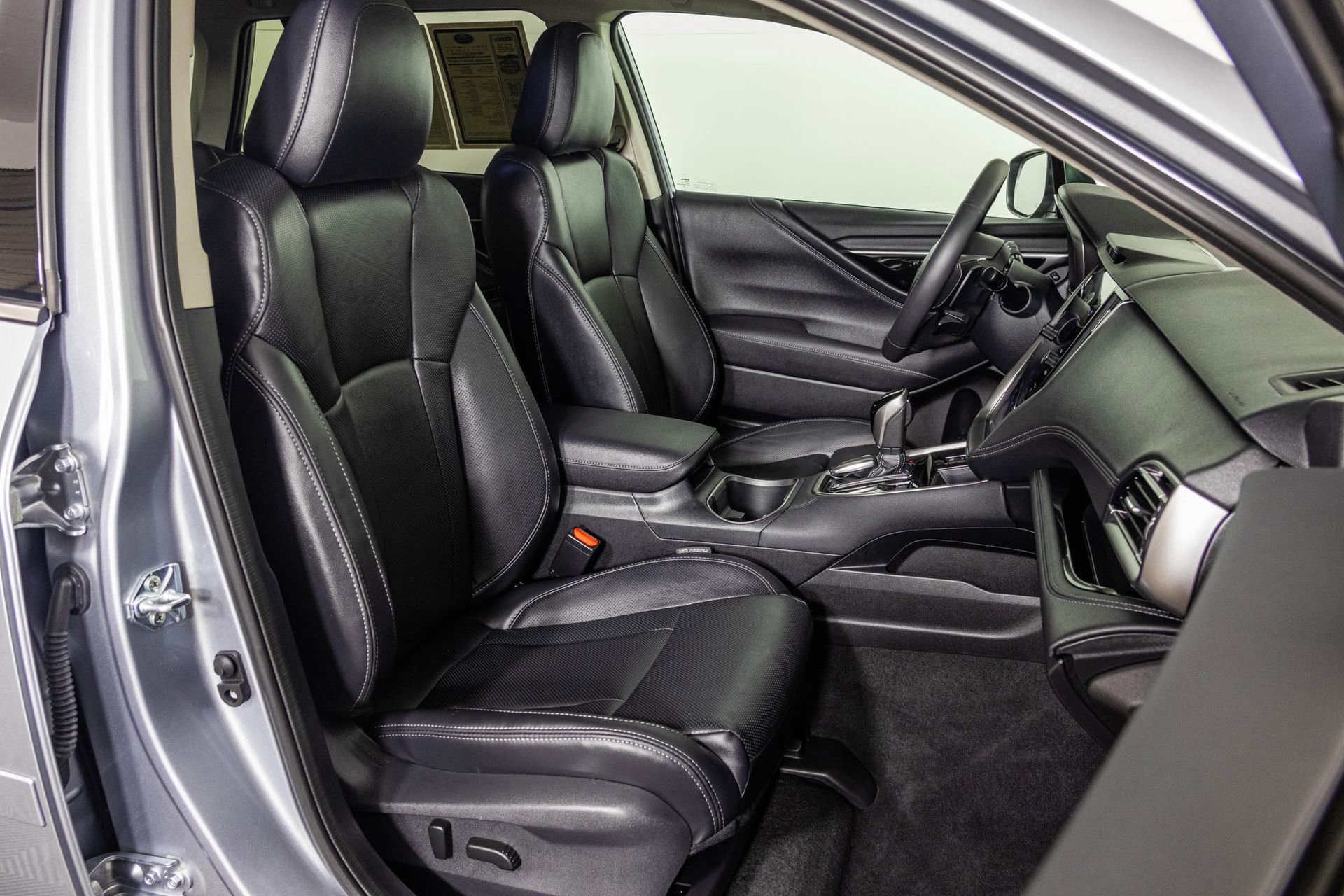 Used 2025 Subaru Outback Touring XT AWD/4WD image 48