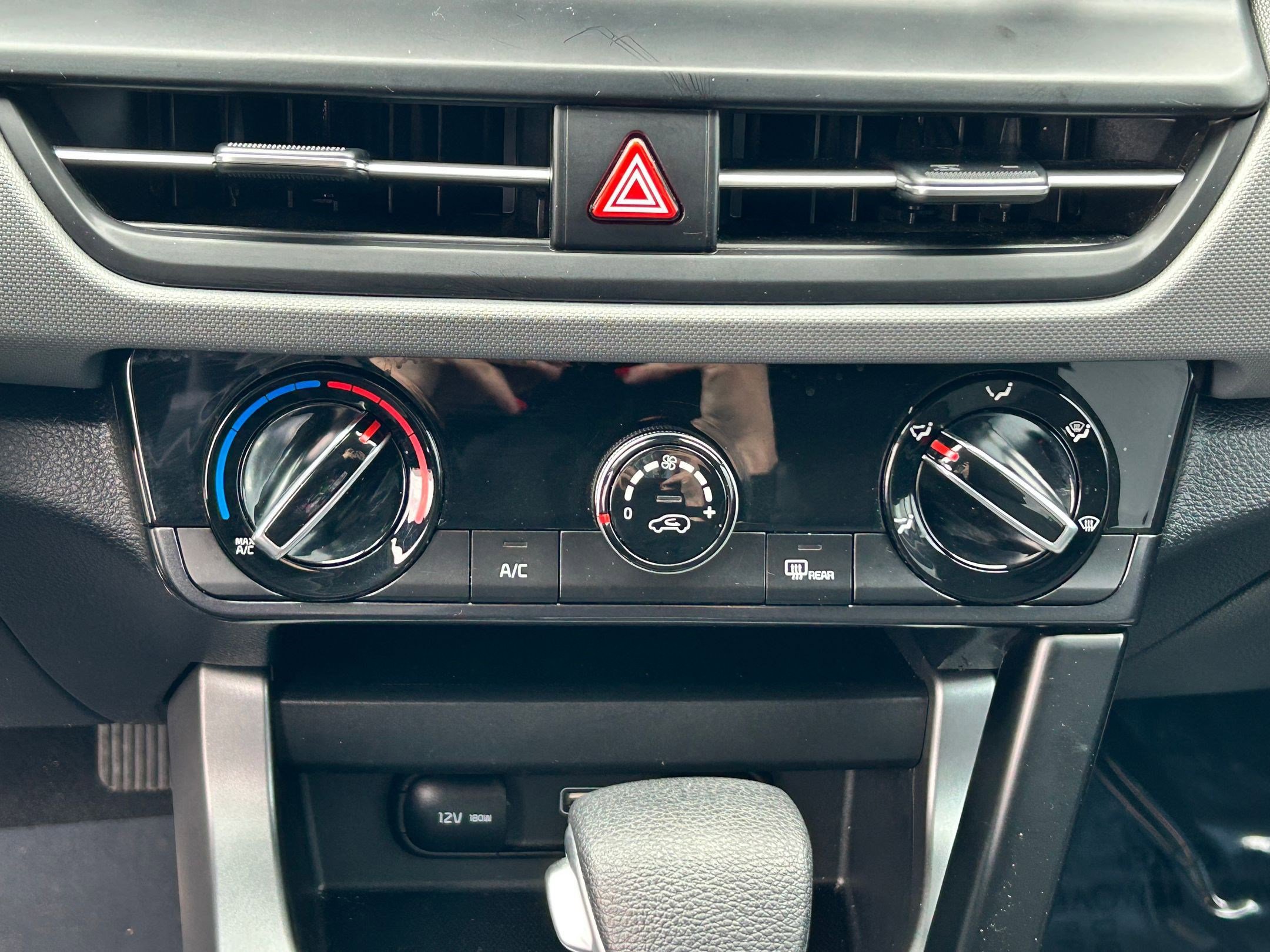 Used 2024 Kia Seltos LX image 21