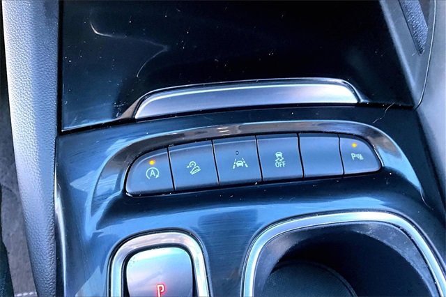 Used 2023 Buick Envision Essence image 15