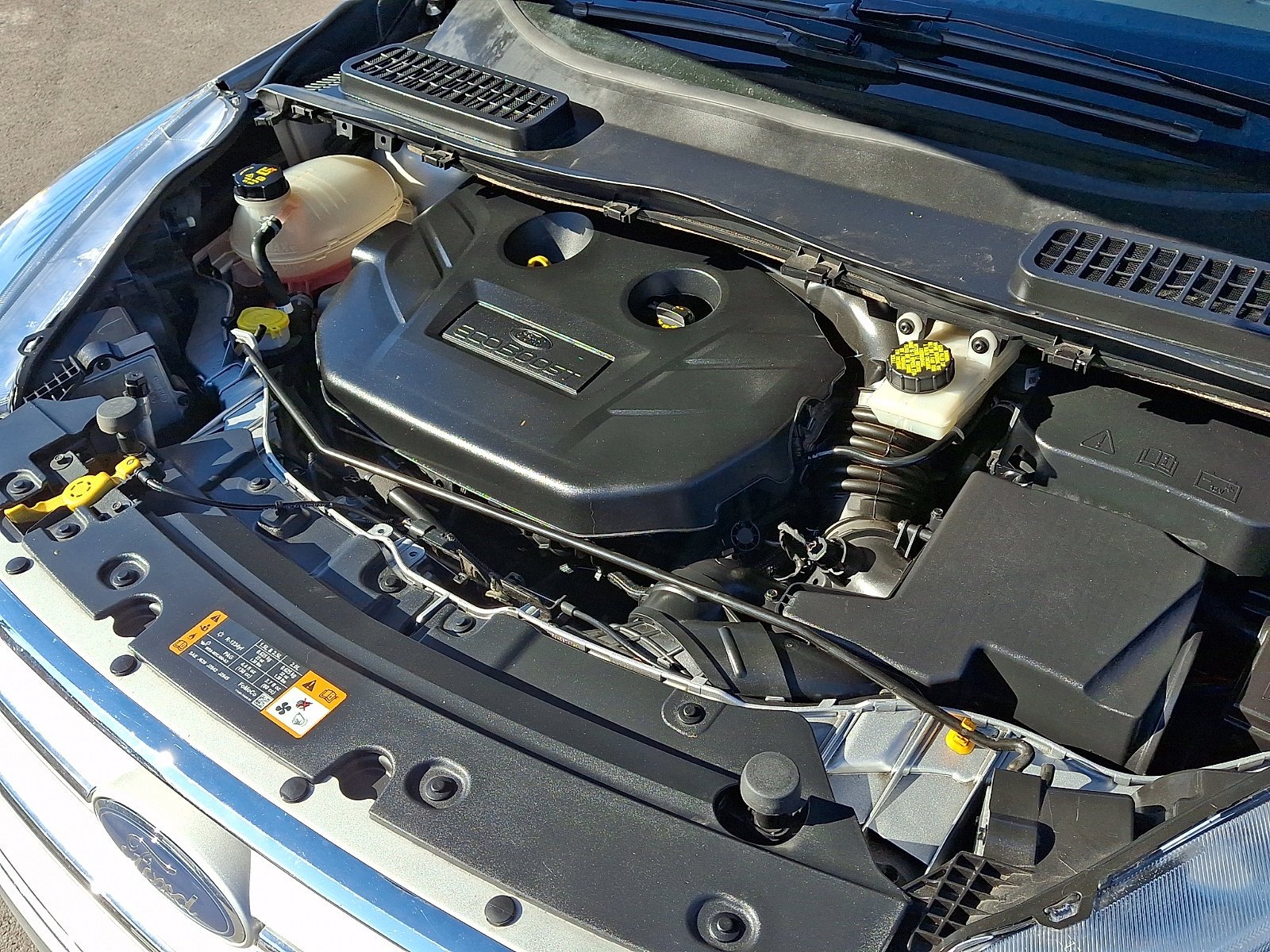 Certified 2019 Ford Escape Titanium image 29