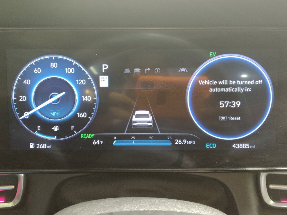 Used 2024 Hyundai Elantra Blue FWD image 23