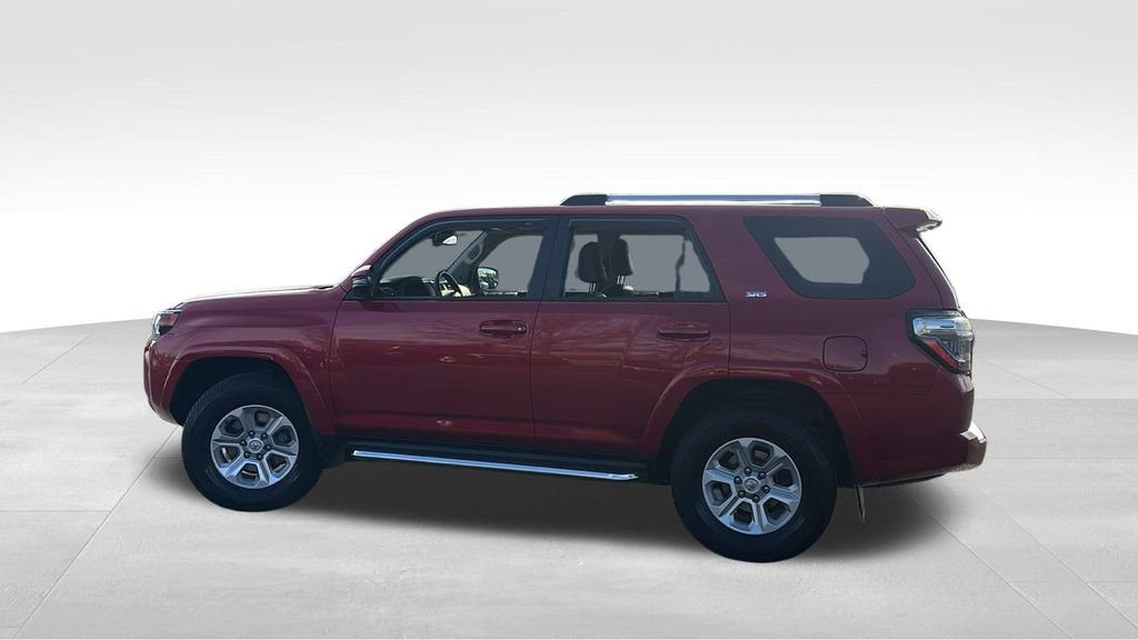 Used 2020 Toyota 4Runner SR5 Premium w/ Moonroof Package image 4