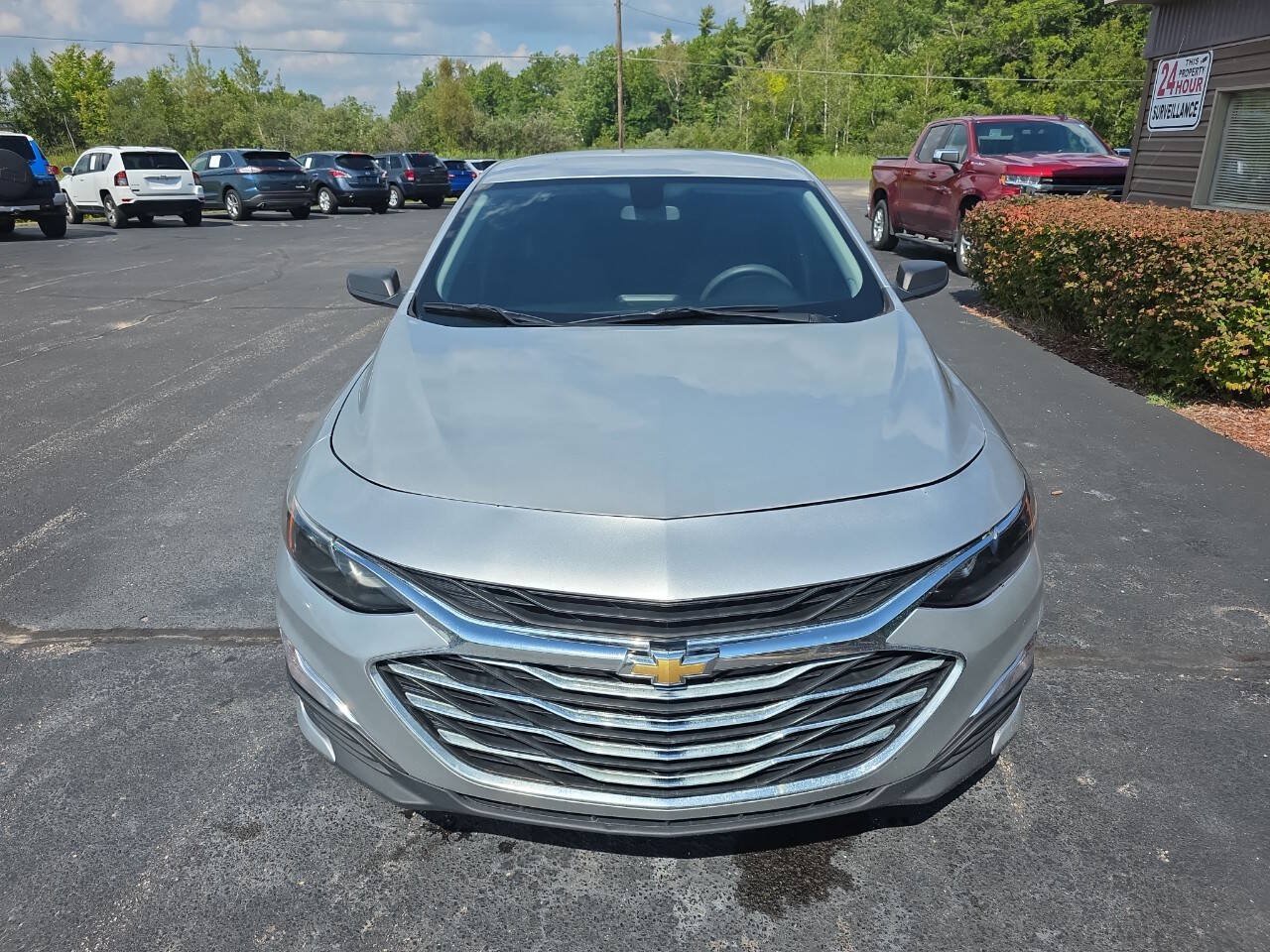 Used 2021 Chevrolet Malibu LS FWD image 3