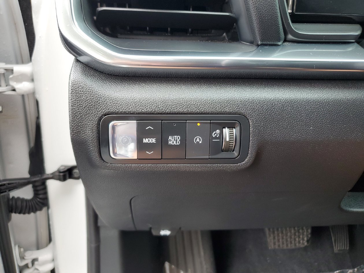 Used 2026 GMC Terrain Elevation FWD image 28