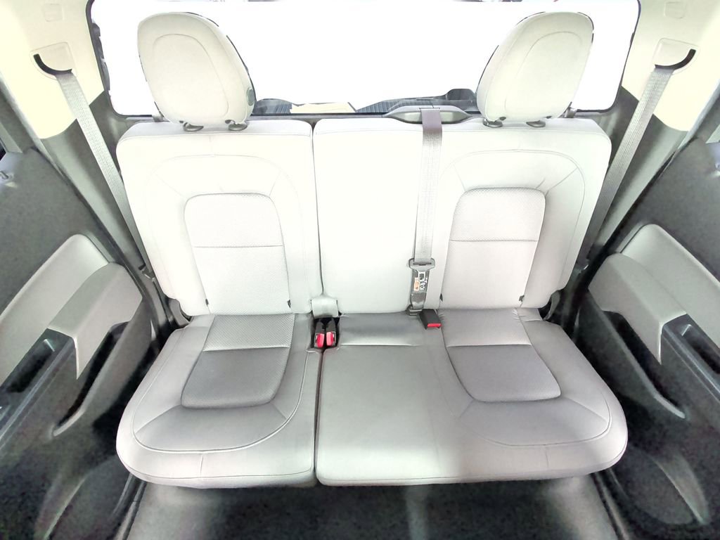 Used 2021 Chevrolet Colorado W/T w/ WT Convenience Package RWD image 15
