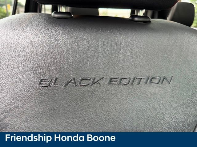 Used 2022 Honda Pilot Black Edition image 19