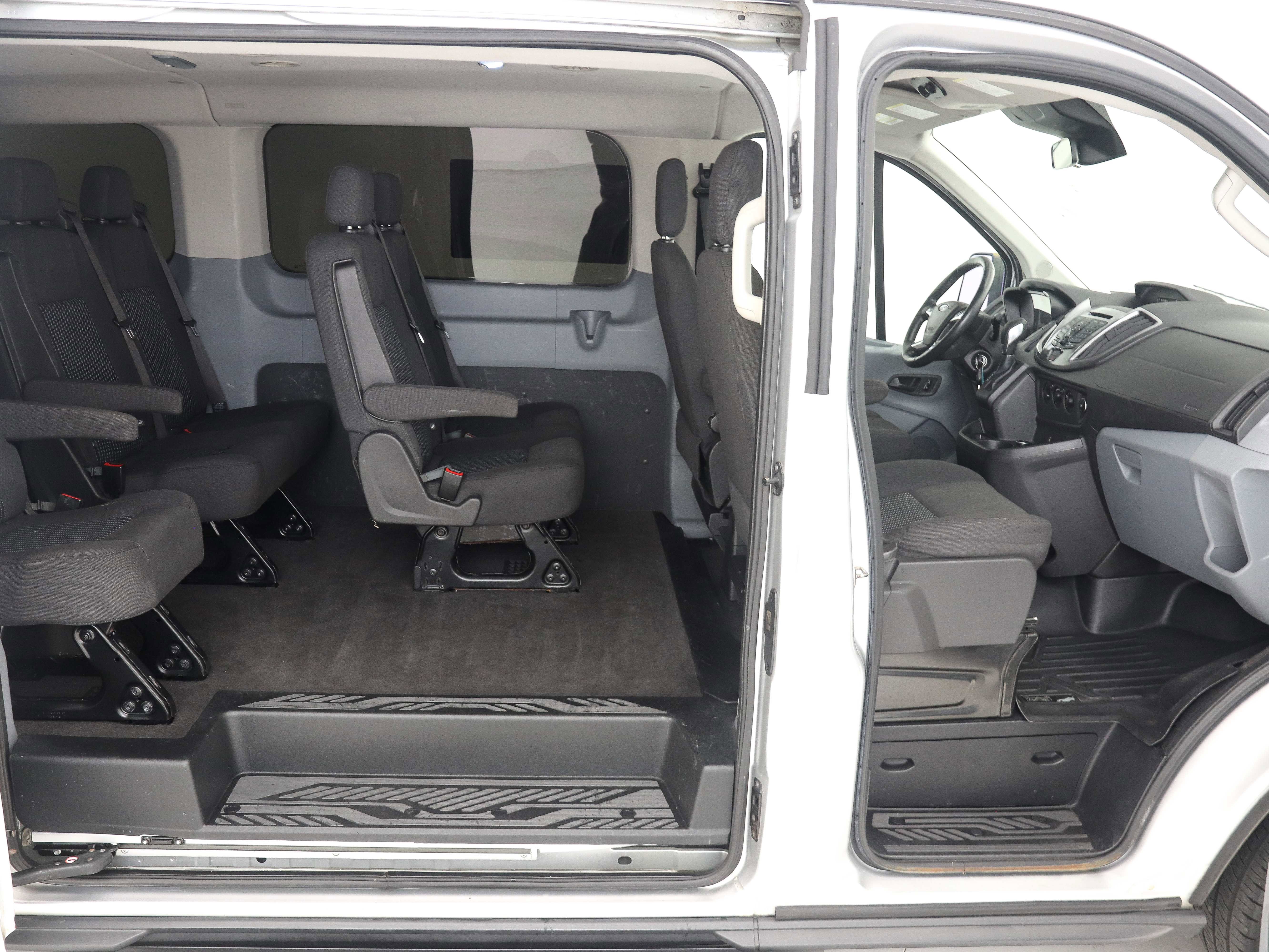 Used 2016 Ford Transit 150 XLT image 14