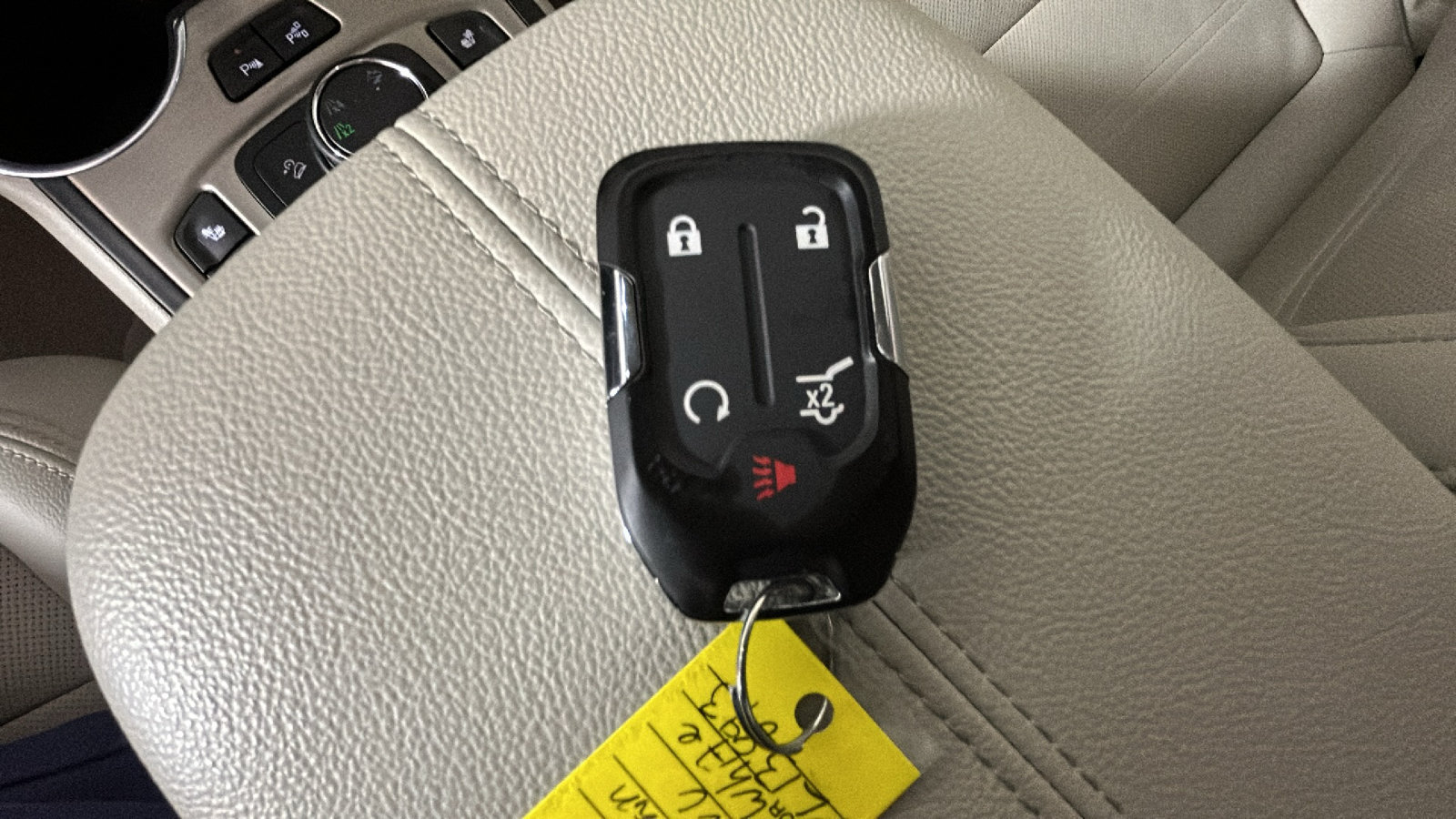 Used 2023 GMC Terrain Denali w/ Denali Premium Package AWD/4WD image 25