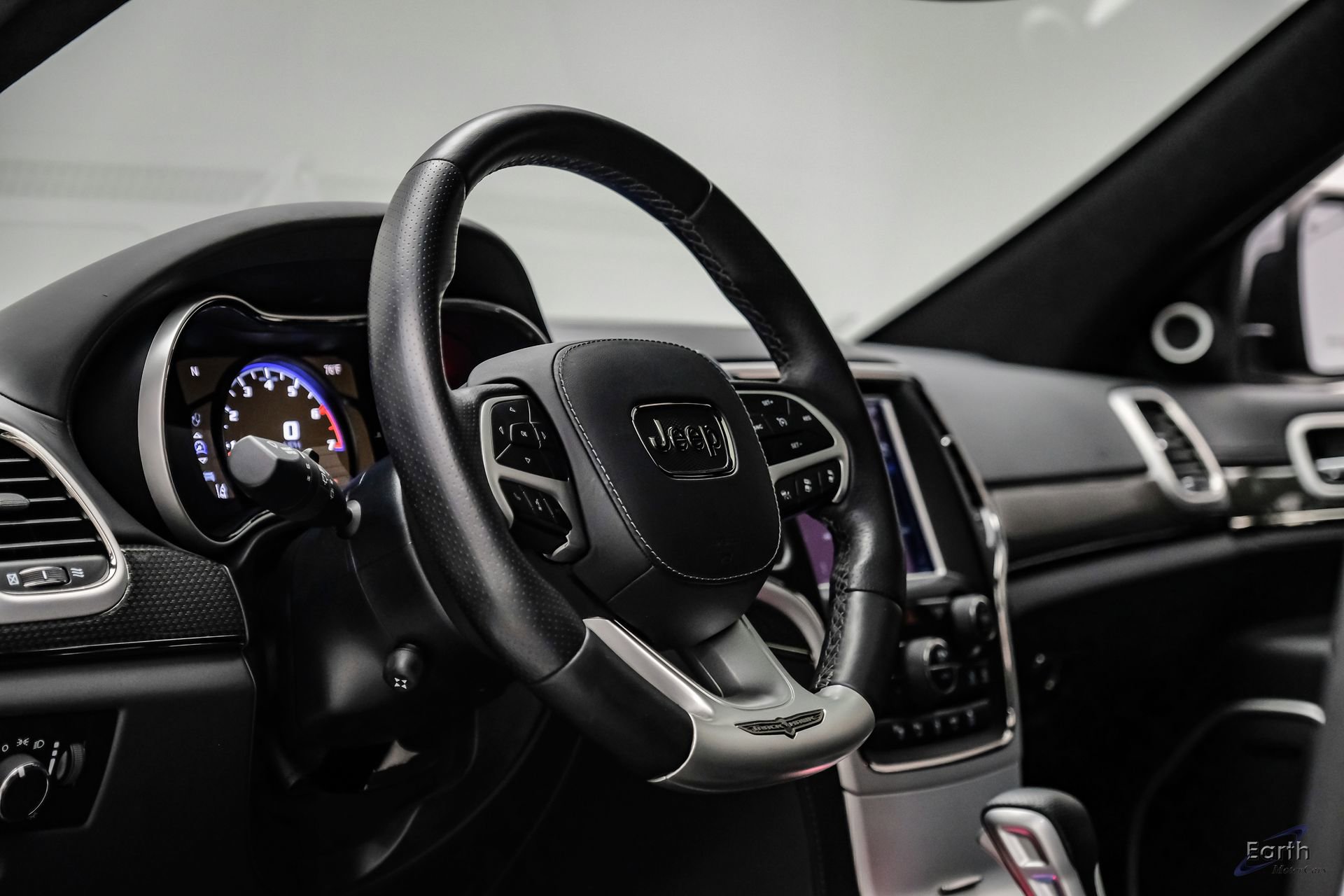 Used 2018 Jeep Grand Cherokee Trackhawk image 40