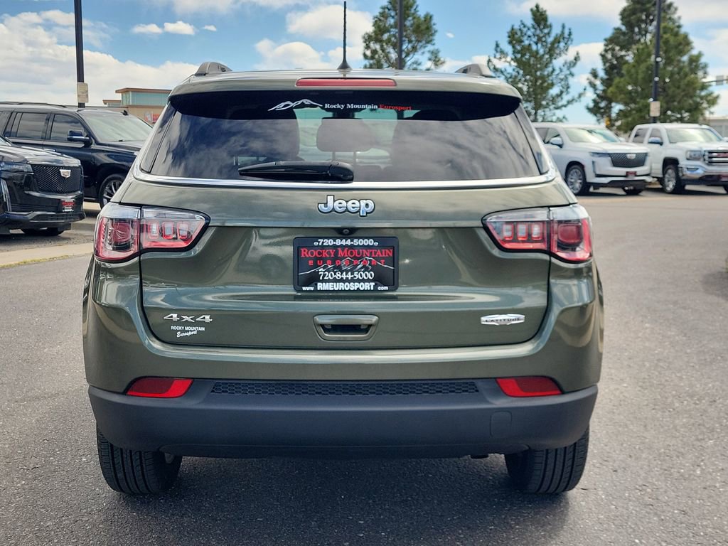 Used 2018 Jeep Compass Latitude w/ Cold Weather Group AWD/4WD image 4