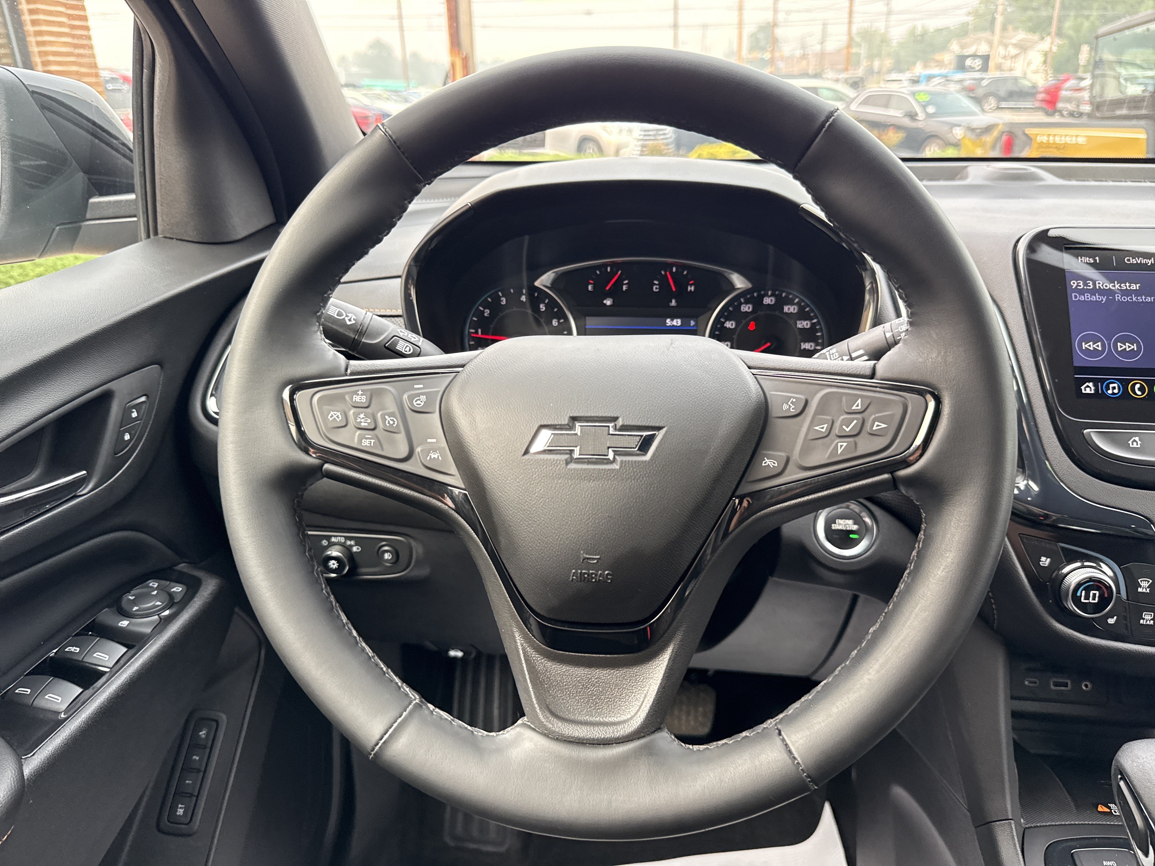 Used 2023 Chevrolet Equinox Premier AWD/4WD image 20