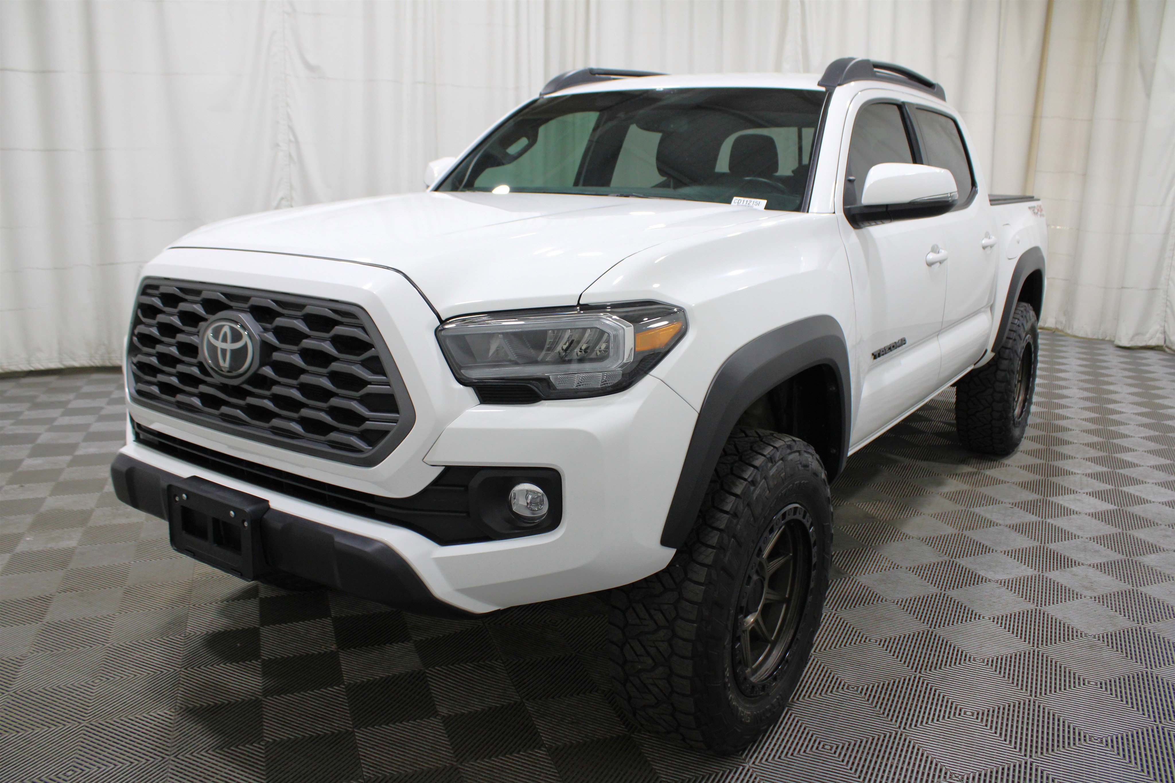Used 2023 Toyota Tacoma TRD Off-Road w/ Technology Package image 34