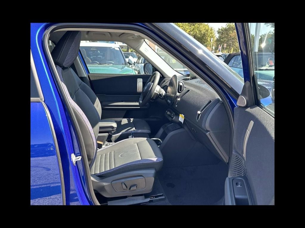 Used 2025 MINI Cooper Countryman S w/ Comfort Package Max image 50