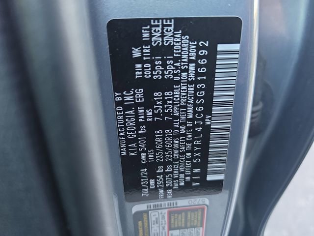 Certified 2025 Kia Sorento S FWD image 33