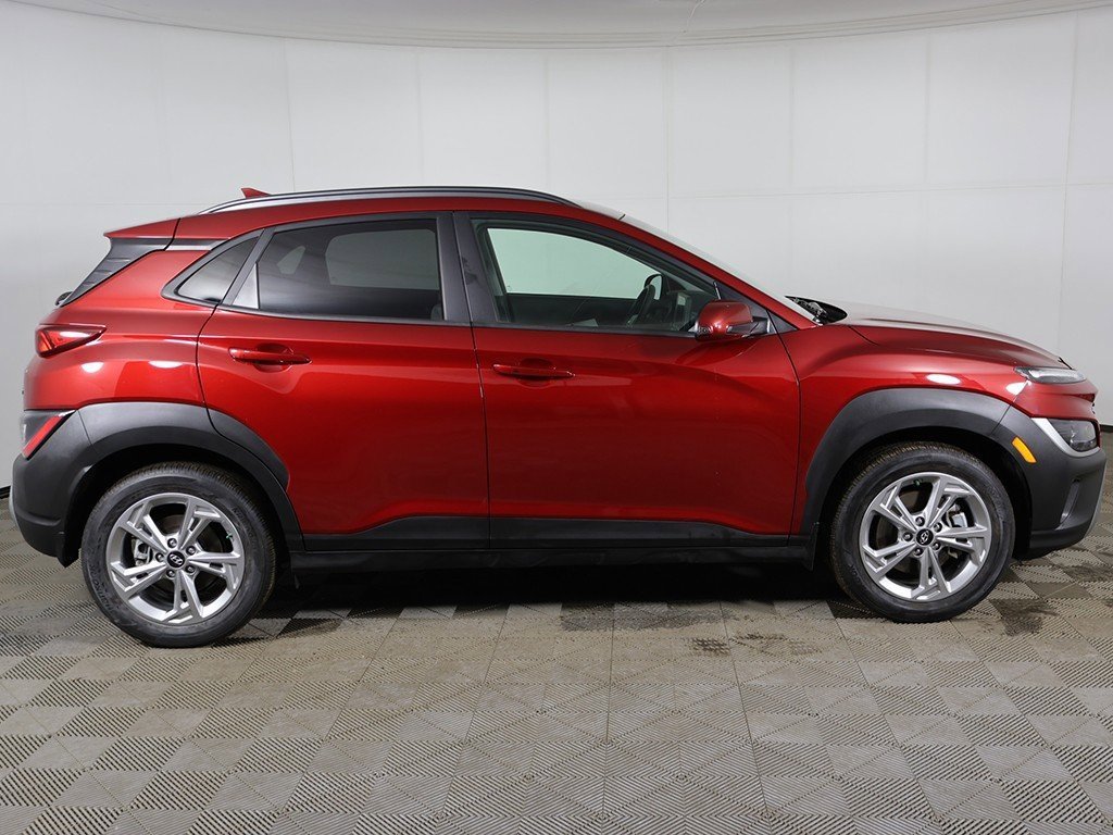 Used 2023 Hyundai Kona SEL image 13