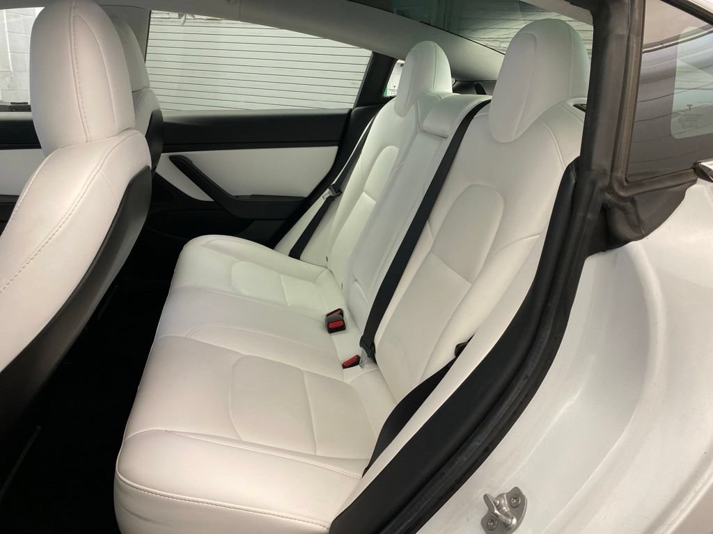 Used 2020 Tesla Model 3 Standard Range Plus RWD image 20
