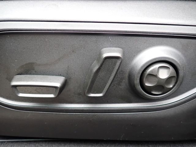 New 2025 Jeep Grand Cherokee Altitude image 17