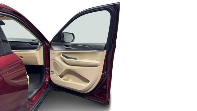 Used 2021 Jeep Grand Cherokee L Limited image 9