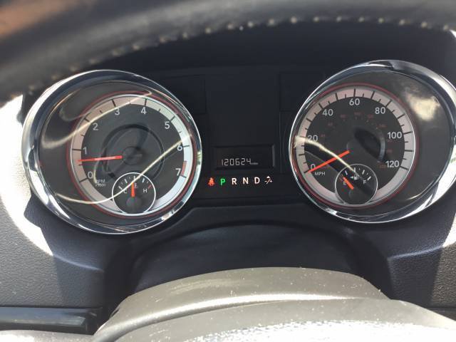 Used 2018 Dodge Grand Caravan SXT FWD image 16