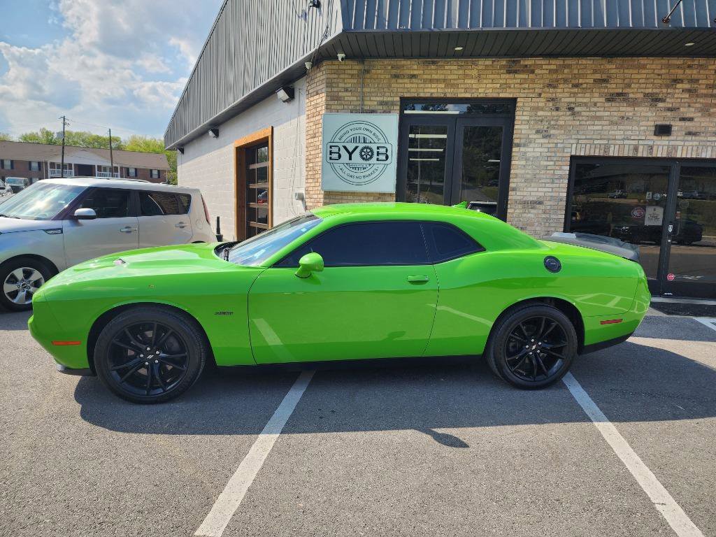 Used 2017 Dodge Challenger R/T Plus image 2