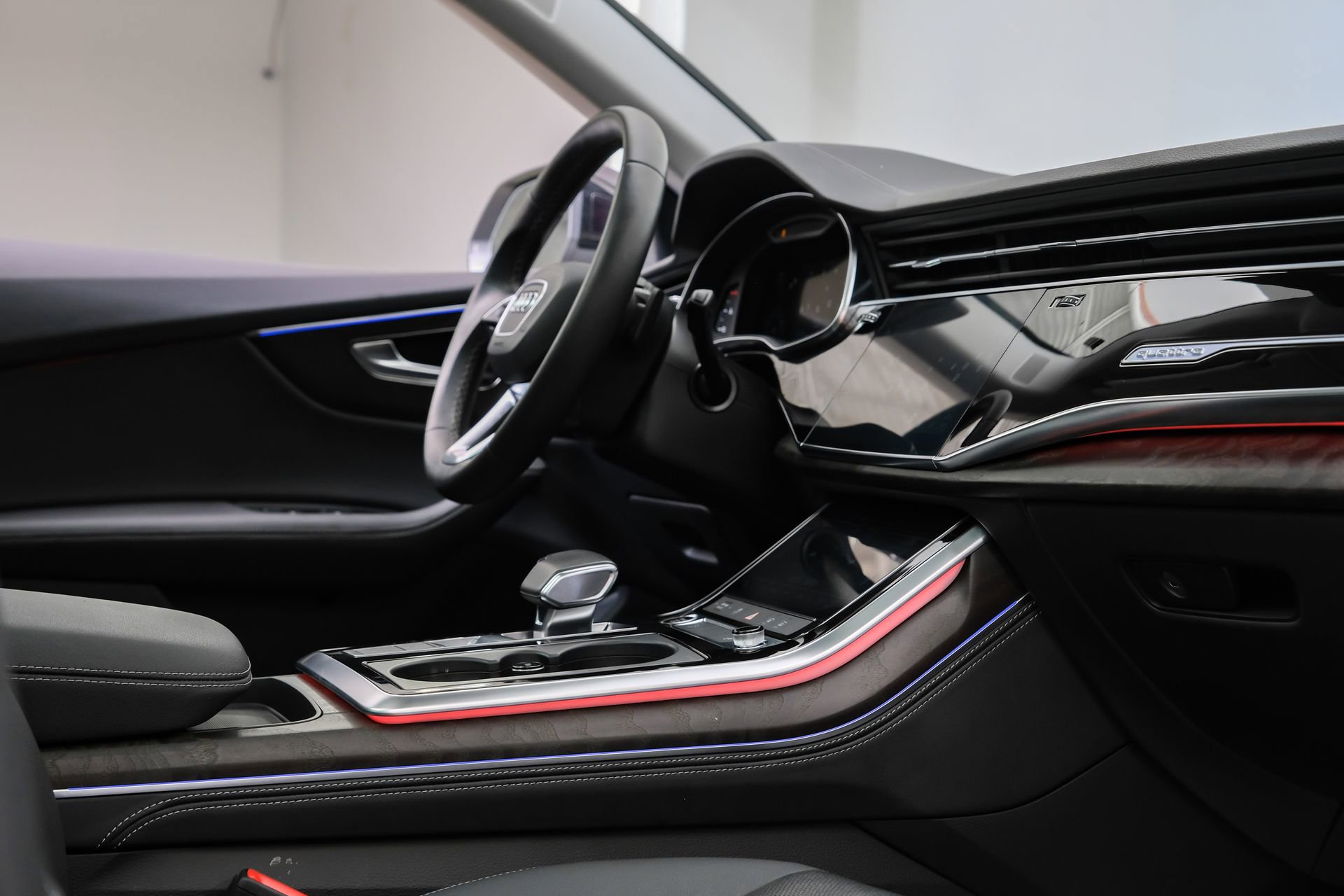 Used 2023 Audi Q8 Premium Plus w/ Premium Plus Package image 25