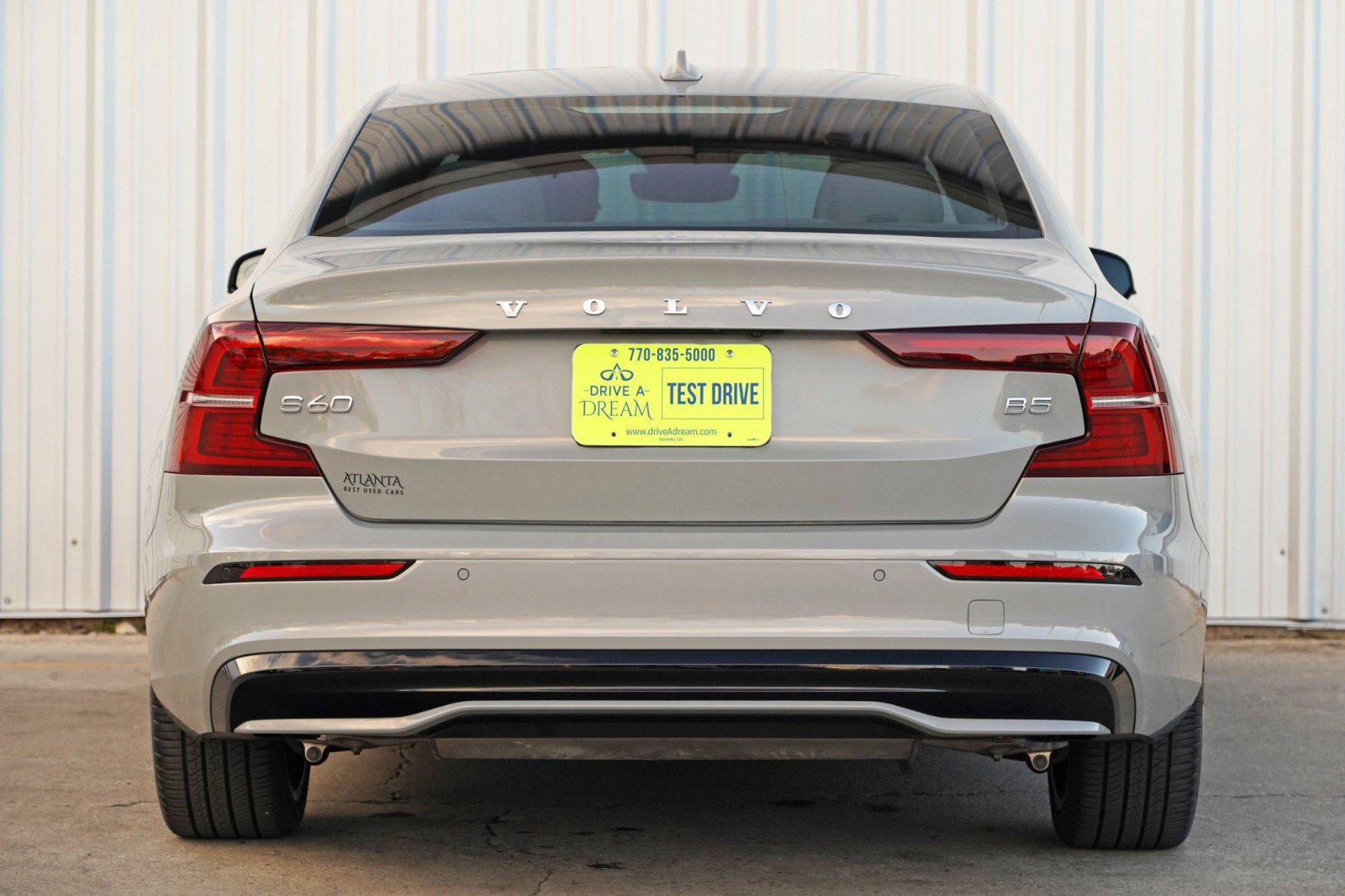 Used 2024 Volvo S60 B5 Plus w/ Protection Package Premier image 11