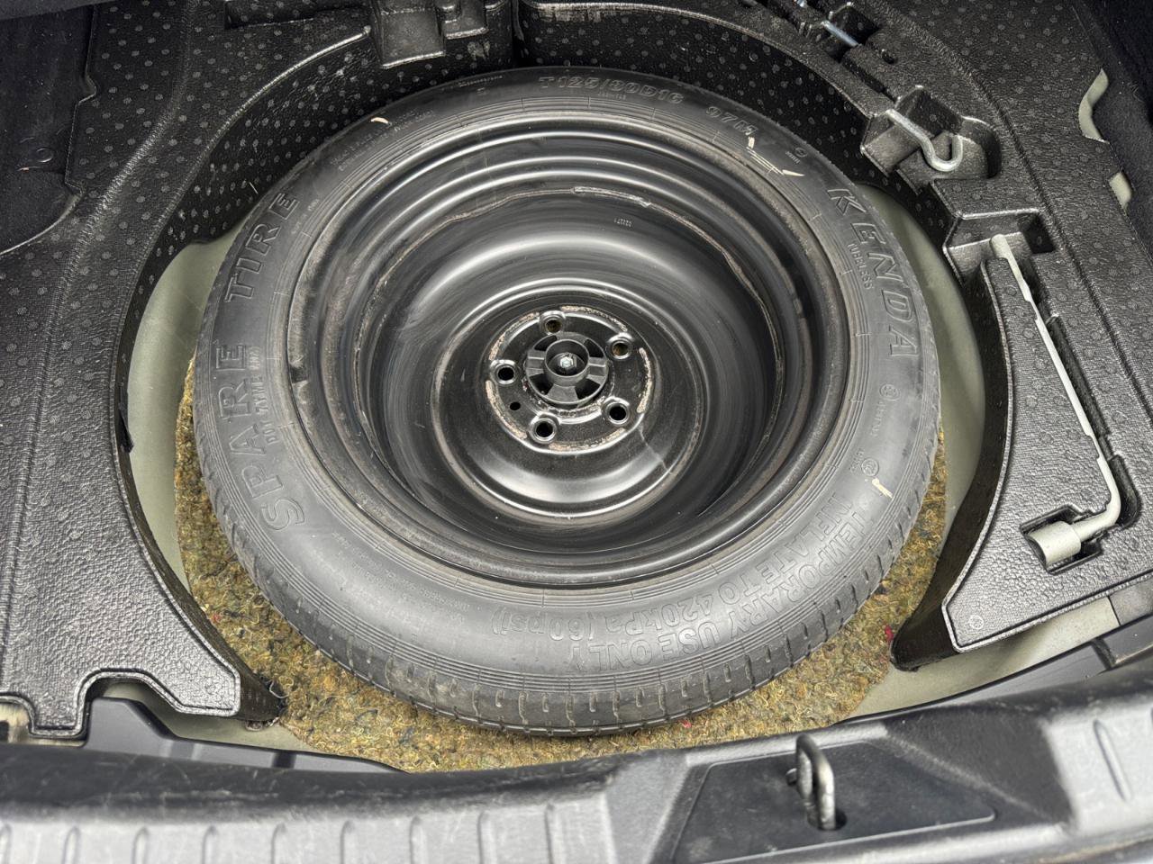 Used 2020 MAZDA MAZDA3 AWD Sedan w/ Preferred Package image 27