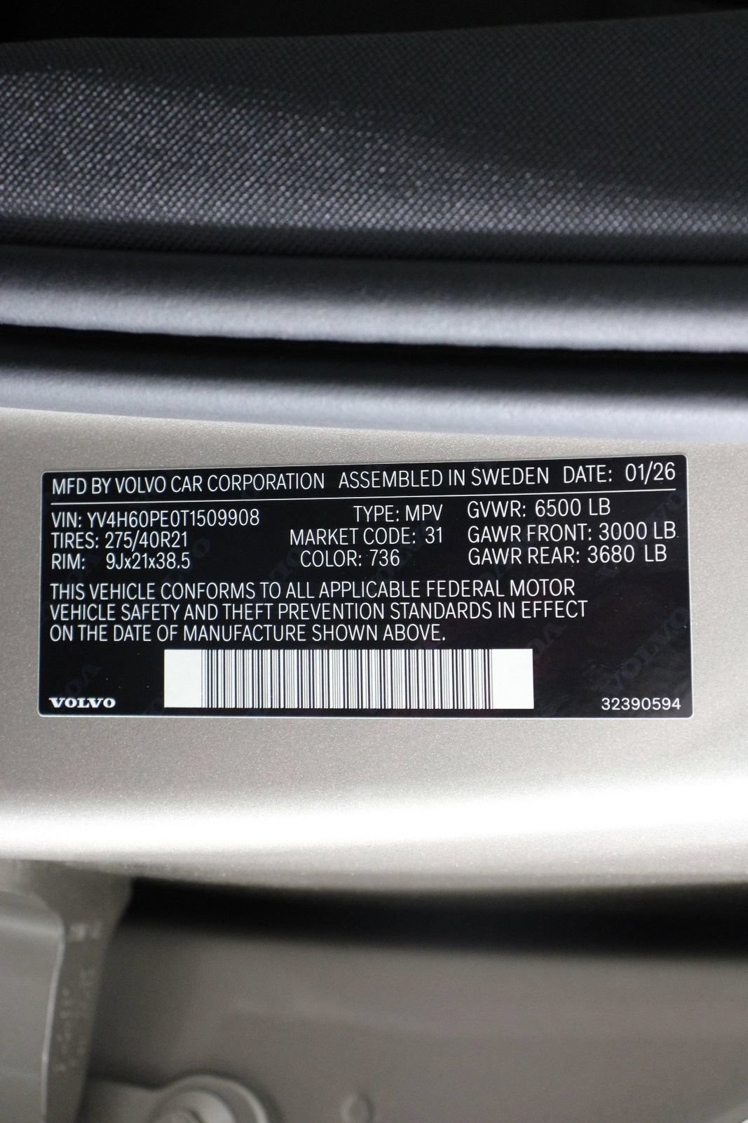 New 2026 Volvo XC90 T8 Plus w/ Protection Package Premier AWD/4WD image 17