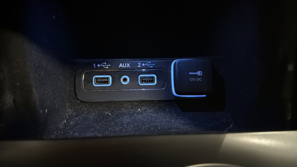 Used 2021 Jeep Grand Cherokee Laredo image 26