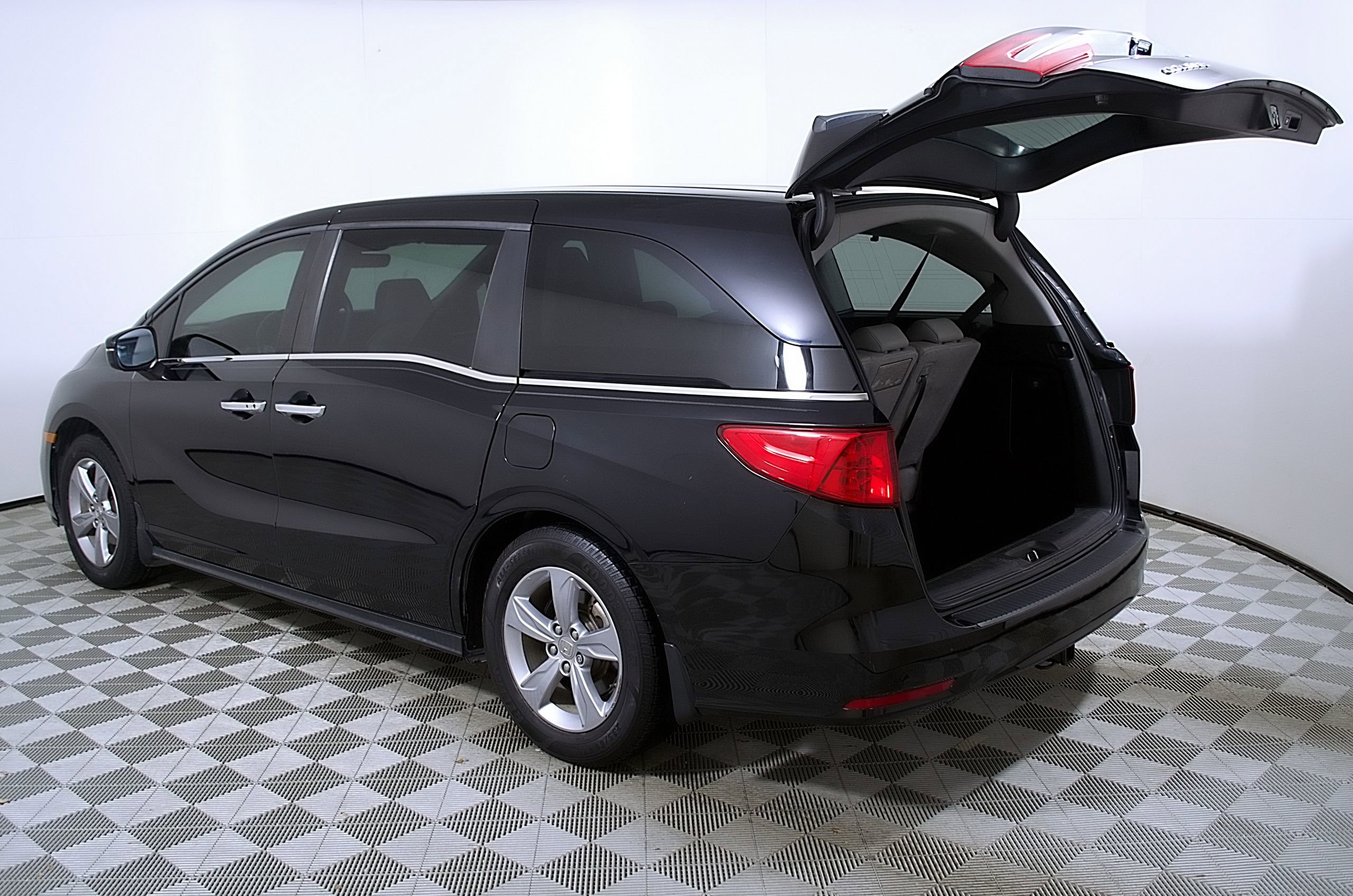 Used 2019 Honda Odyssey EX-L image 10