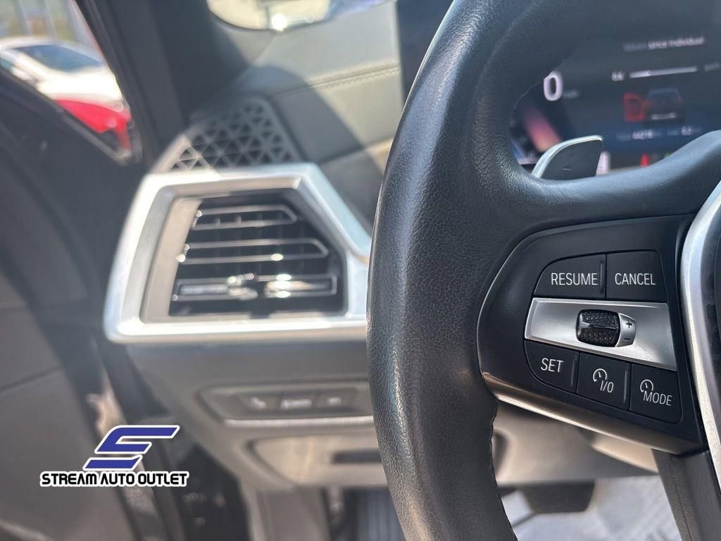 Used 2024 BMW X5 xDrive40i w/ Premium Package image 28