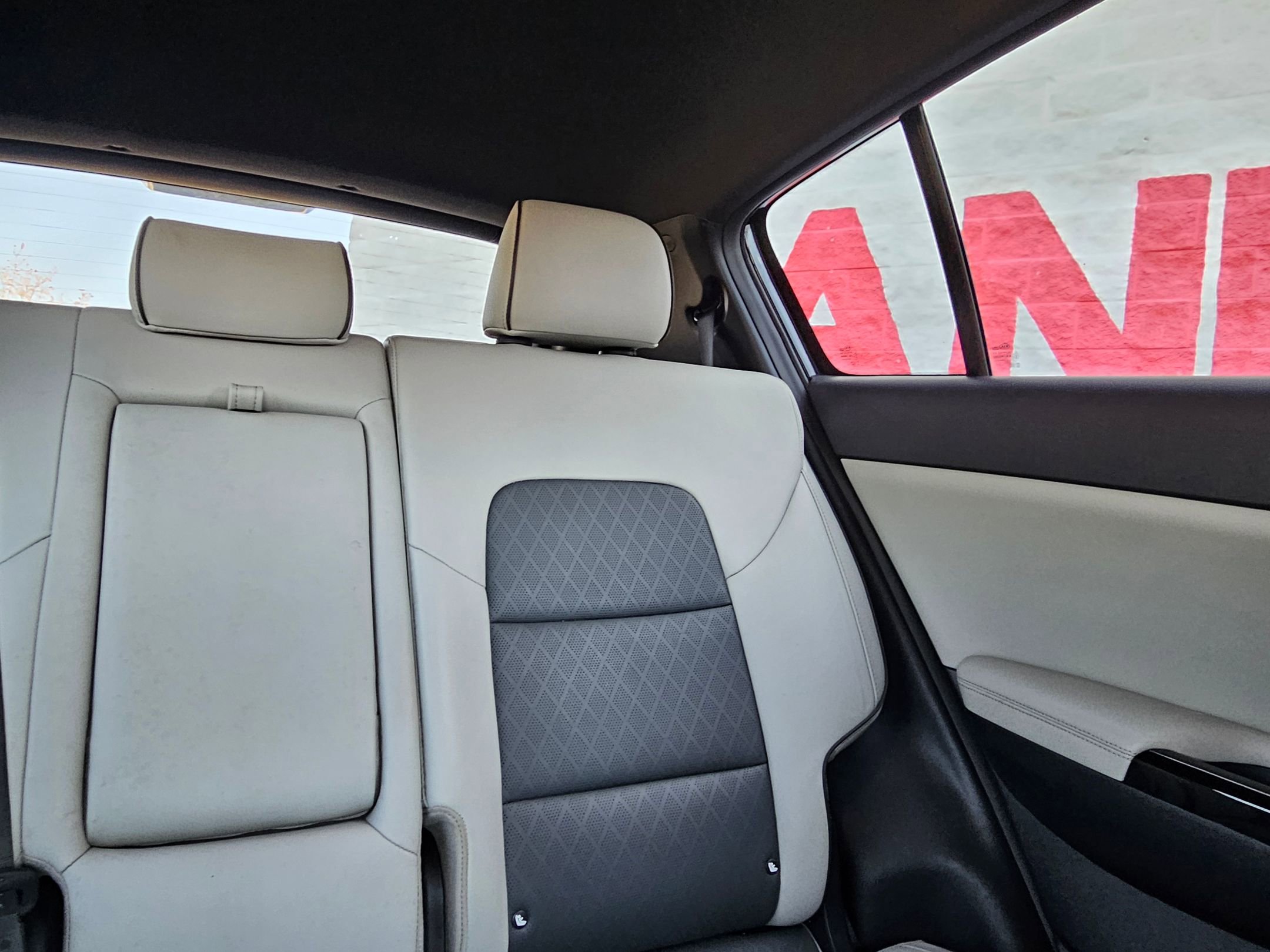 Used 2018 Kia Sportage EX w/ EX Sport Appearance Package image 26
