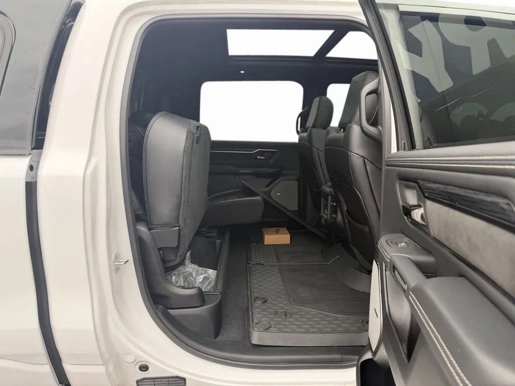 Used 2026 RAM 1500 Rebel w/ G/T Package image 34